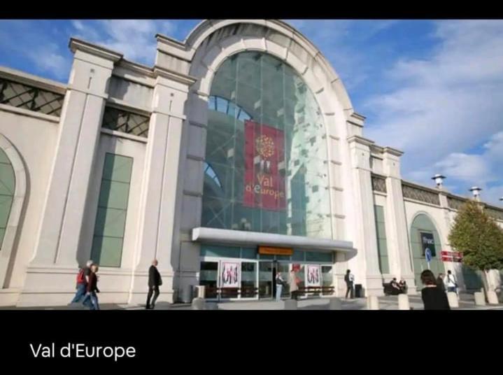 Appartement Disneyland Paris Val D'Europe La Vallee Village Parking 500M Gare Val D'Europe Montévrain Exterior foto